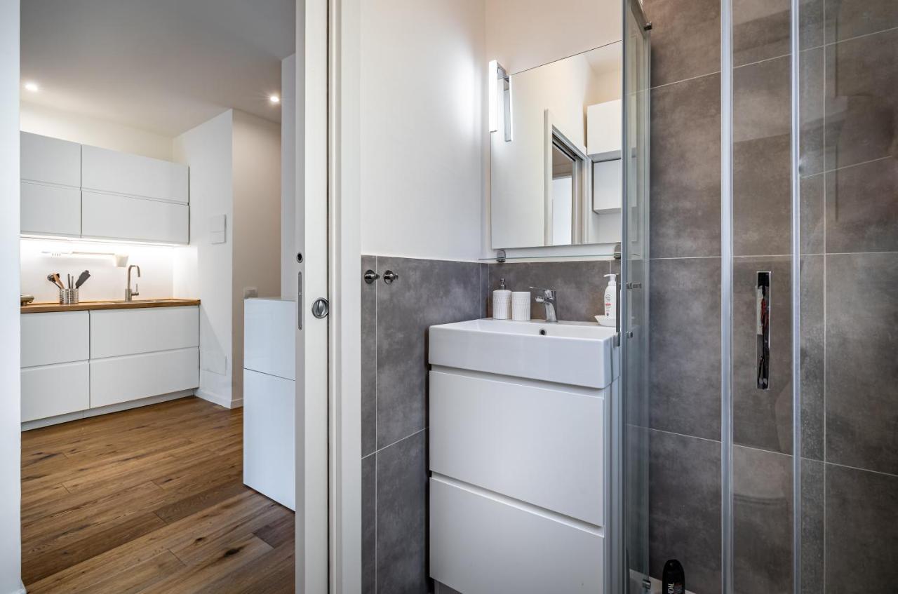 Yid Buonvicini Design In Out Of Ztl Apartment Florenz